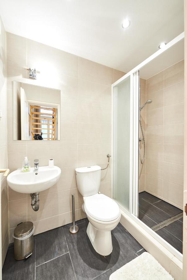 Large Apartment For Groups City Center Dist. VII 부다페스트 외부 사진