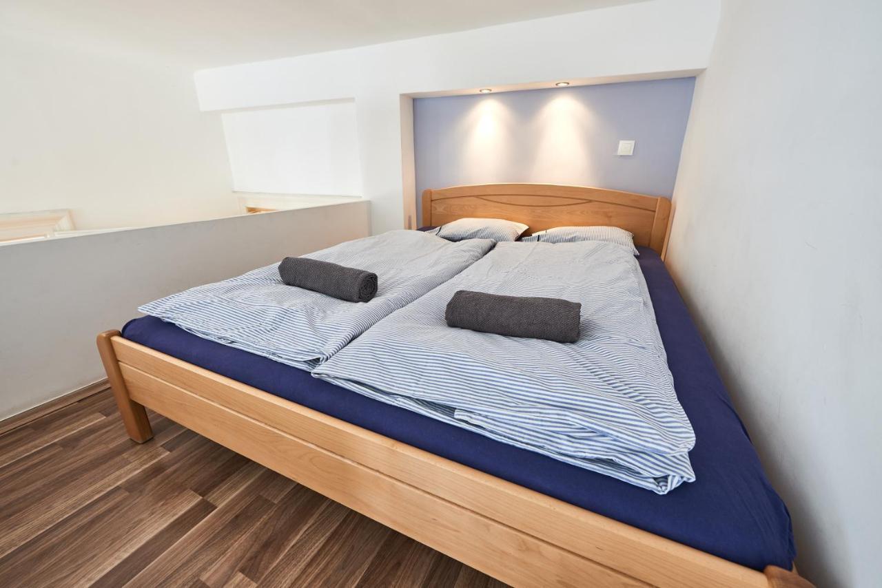 Large Apartment For Groups City Center Dist. VII 부다페스트 외부 사진