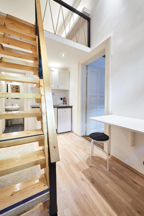 Large Apartment For Groups City Center Dist. VII 부다페스트 외부 사진