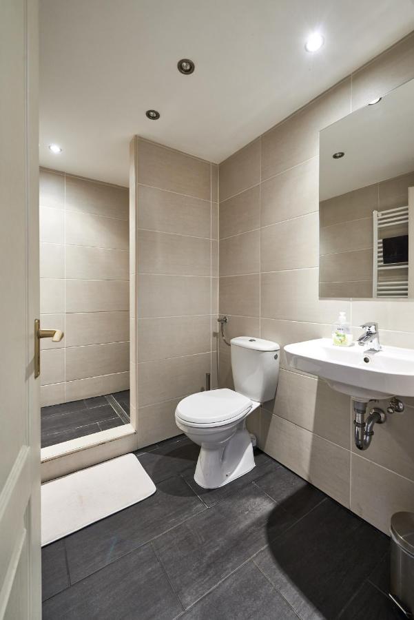 Large Apartment For Groups City Center Dist. VII 부다페스트 외부 사진