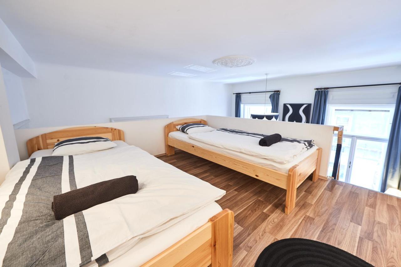 Large Apartment For Groups City Center Dist. VII 부다페스트 외부 사진